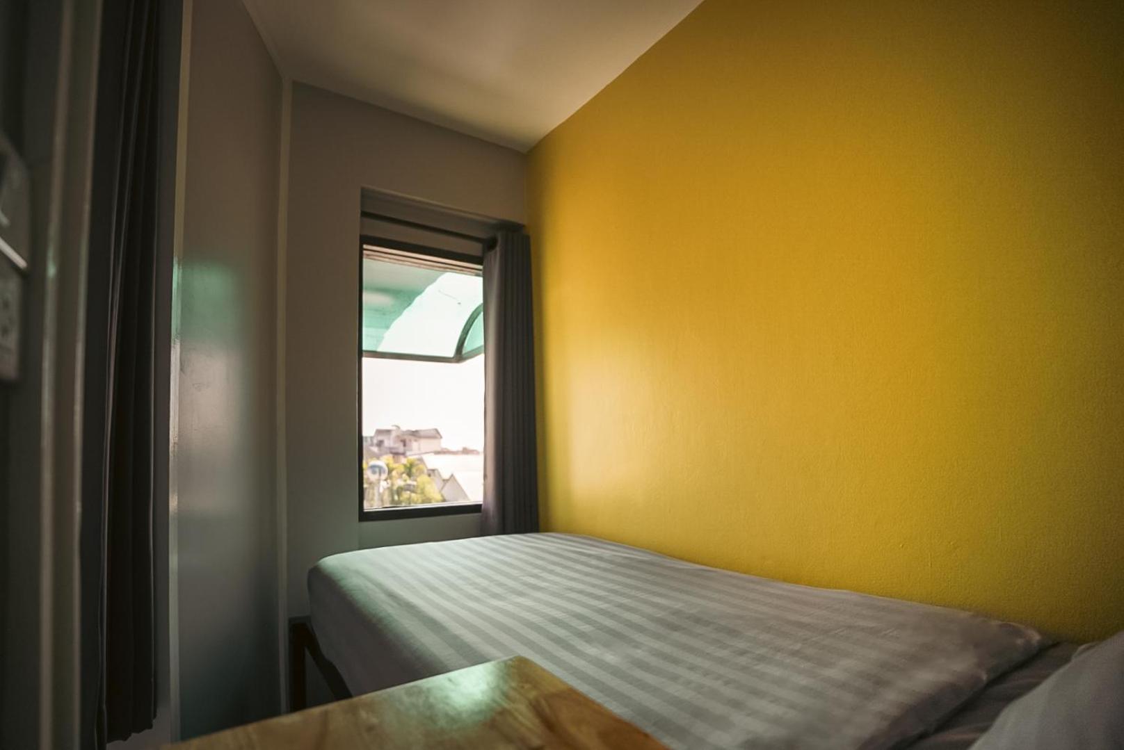 Stamps Backpackers Hostel Чиангмай Екстериор снимка